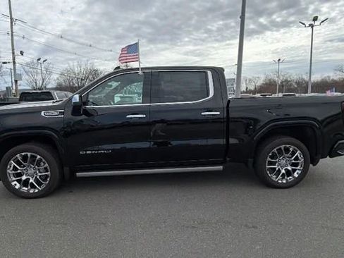 New 2025 GMC Sierra 1500 Denali w/ Denali Reserve Package AWD/4WD image 4
