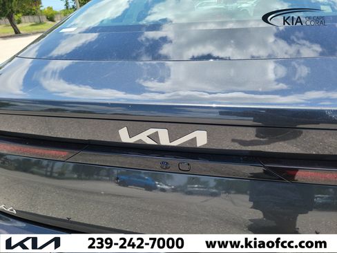 New 2026 Kia K4 FWD image 10