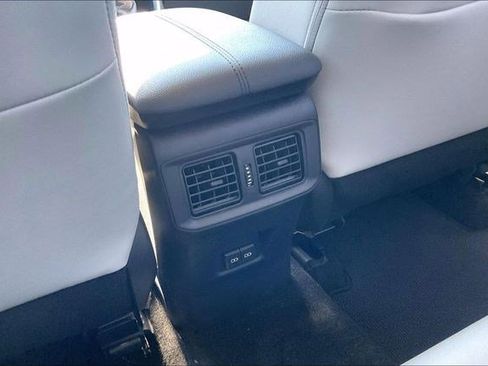 Used 2024 Toyota RAV4 Limited image 39