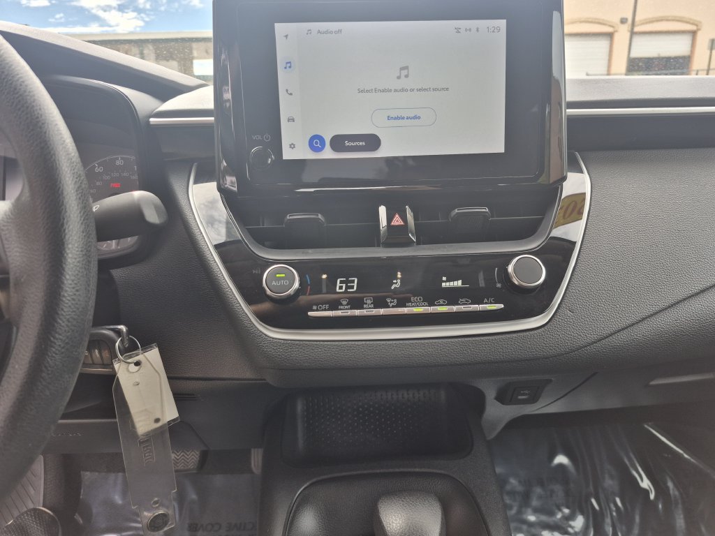 Used 2024 Toyota Corolla LE FWD image 8
