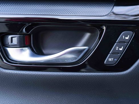 Used 2024 Honda CR-V EX-L image 39