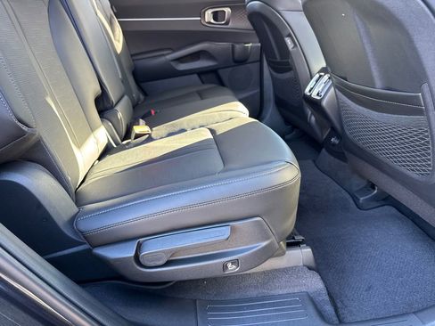 New 2026 Kia Sorento S image 15