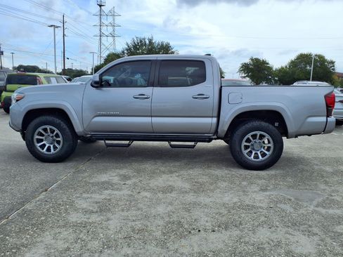 Used 2019 Toyota Tacoma SR5 RWD image 22