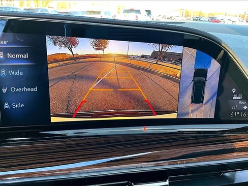 Certified 2022 Cadillac Escalade Premium Luxury w/ Performance Package image 23