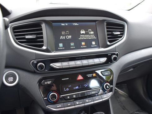 Used 2019 Hyundai Ioniq Blue FWD image 19
