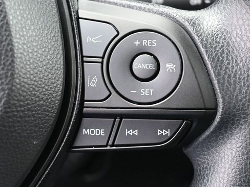 Certified 2025 Toyota RAV4 LE image 17