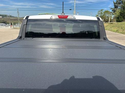 Certified 2023 Ford Maverick Tremor w/ Tremor Off-Road Package image 18