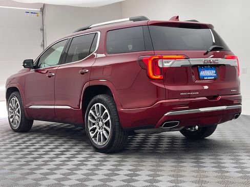 Used 2023 GMC Acadia Denali w/ Denali Ultimate Package AWD/4WD image 12
