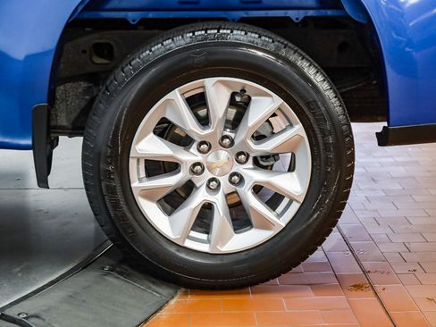 Used 2022 Chevrolet Silverado 1500 Custom image 11