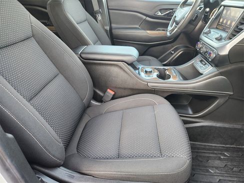 Used 2023 GMC Acadia SLE w/ Driver Convenience Package image 12