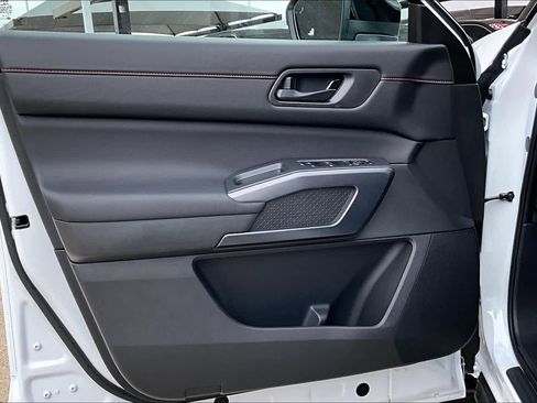 New 2026 Nissan Pathfinder Rock Creek AWD/4WD image 10