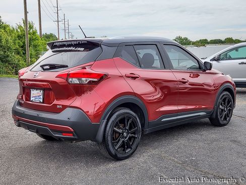 Used 2020 Nissan Kicks SR w/ SR Premium Package FWD image 5