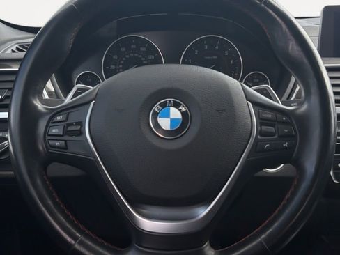 Used 2018 BMW 330i xDrive Sedan AWD/4WD image 18