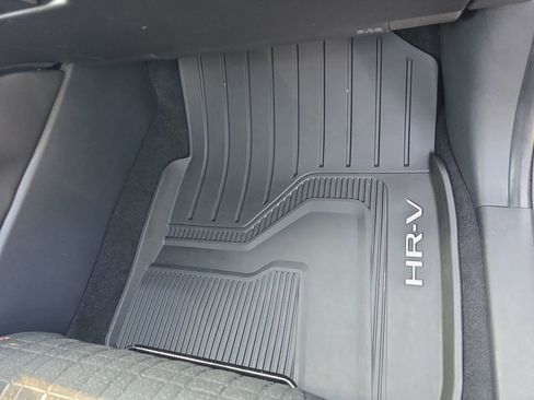 Certified 2024 Honda HR-V Sport image 17