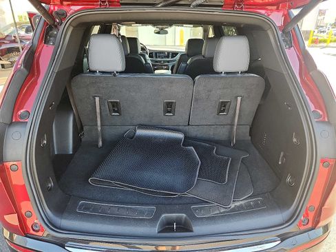 Used 2023 Buick Enclave Essence FWD image 27