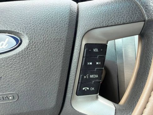 Used 2011 Ford Fusion SE w/ 201A Rapid Spec Order Code FWD image 19