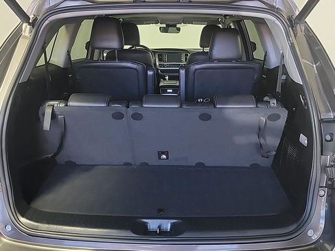 Used 2018 Toyota Highlander Limited AWD/4WD image 7
