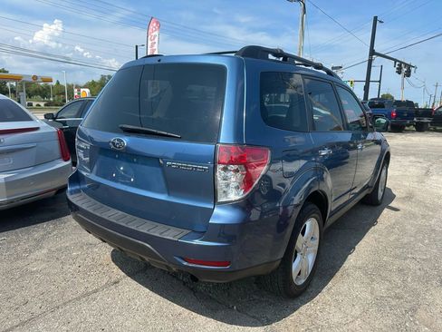 Used 2010 Subaru Forester 2.5X Premium image 5