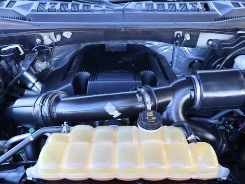 Used 2017 Ford F150 Limited AWD/4WD image 34