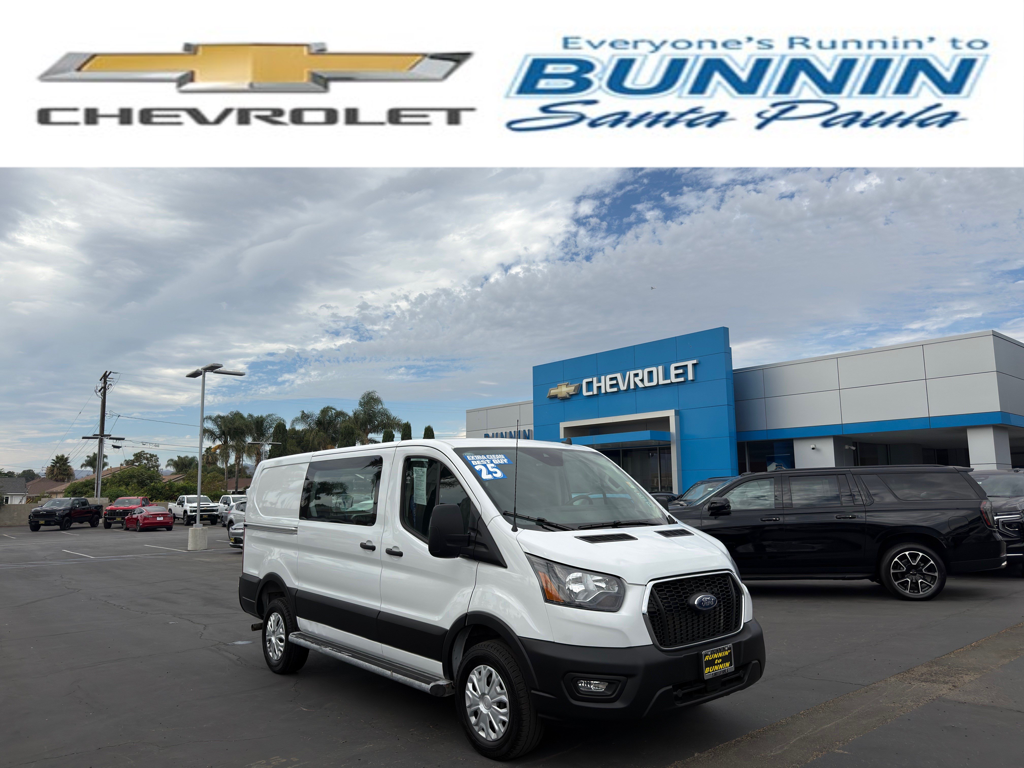 Used 2025 Ford Transit 250 Low Roof w/ Exterior Upgrade Package RWD image 1
