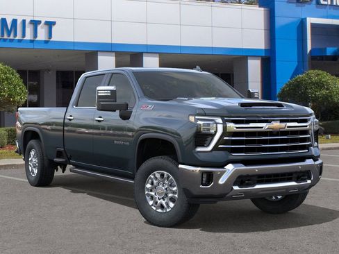 New 2026 Chevrolet Silverado 3500 LTZ w/ LTZ Convenience Package image 7