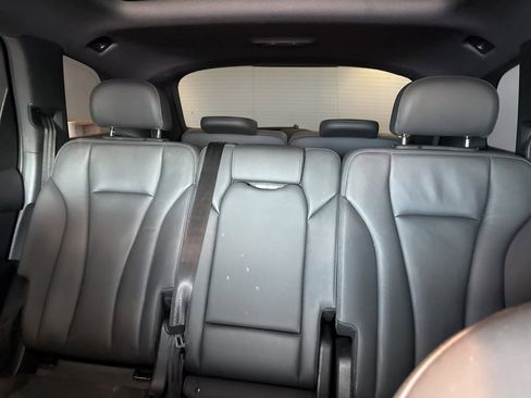 Used 2021 Audi Q7 2.0T Premium w/ Convenience Package image 29