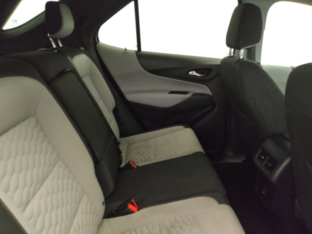 Used 2019 Chevrolet Equinox LS w/ LS Convenience Package FWD image 19