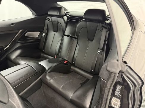 Used 2017 BMW M6 Convertible RWD image 39