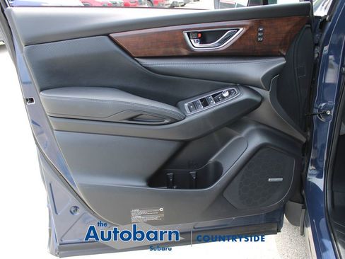 Used 2023 Subaru Ascent Touring AWD/4WD image 9