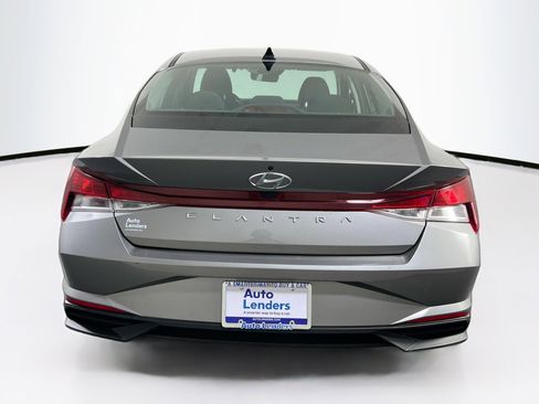 Used 2023 Hyundai Elantra SEL FWD image 6
