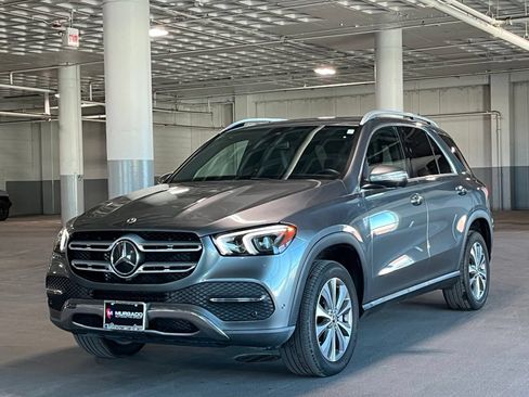 Used 2022 Mercedes-Benz GLE 350 4MATIC w/ Premium Package image 4