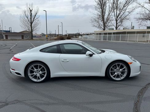 Used 2019 Porsche 911 Carrera image 8