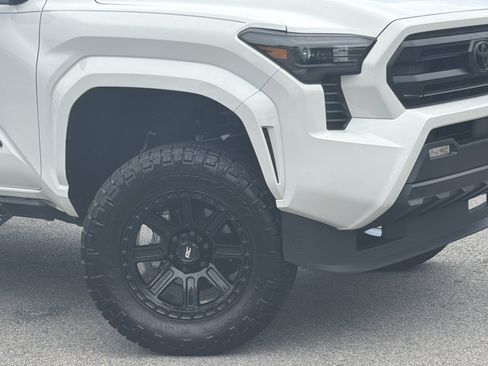 Used 2024 Toyota Tacoma SR5 AWD/4WD image 3