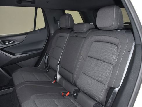 Used 2025 Chevrolet Equinox LT FWD image 24