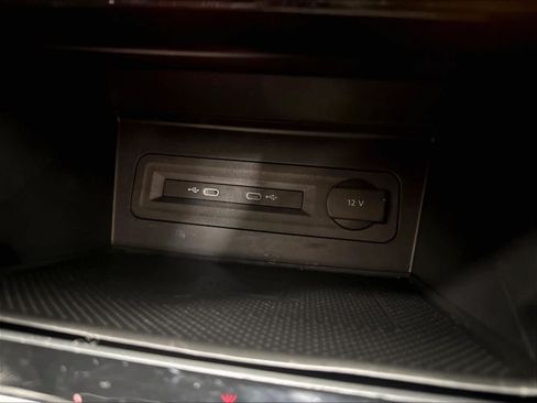 Used 2023 Volkswagen Atlas SE FWD image 19