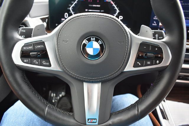 Used 2026 BMW X7 xDrive40i AWD/4WD image 28