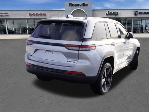 New 2025 Jeep Grand Cherokee Limited w/ Black Appearance Package image 3