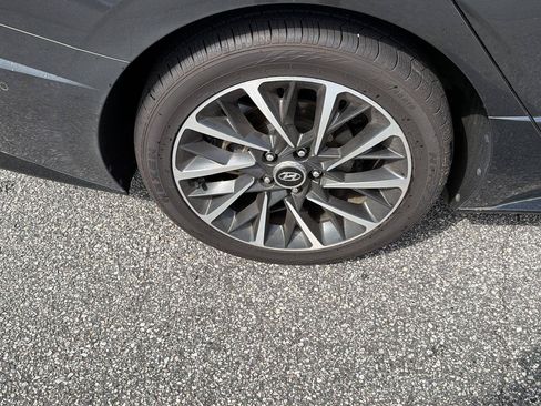 Used 2023 Hyundai Sonata Limited FWD image 40
