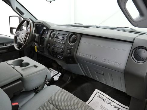 Used 2015 Ford F250 XL w/ Power Equipment Group image 16