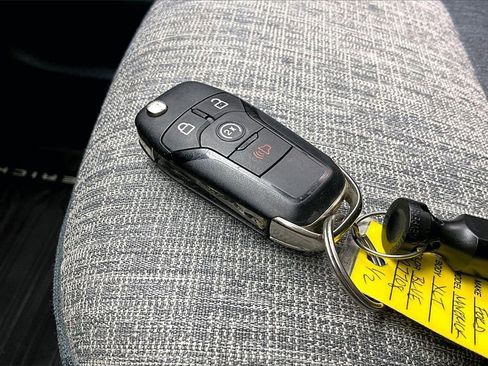 Used 2022 Ford Maverick XLT w/ Equipment Group 300A Standard image 11