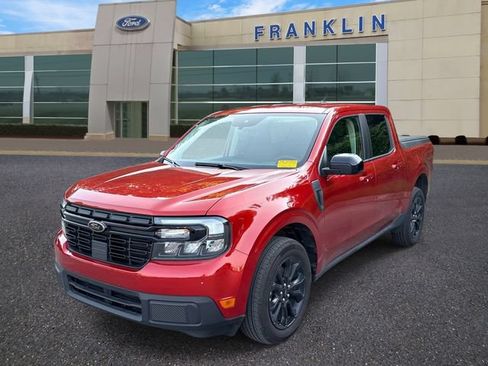 Used 2024 Ford Maverick Lariat w/ Black Appearance Package FWD image 3