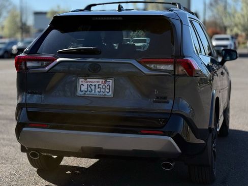 Used 2023 Toyota RAV4 XSE image 5