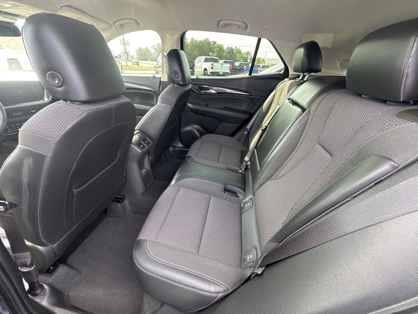 Used 2023 Buick Envision Preferred FWD image 9