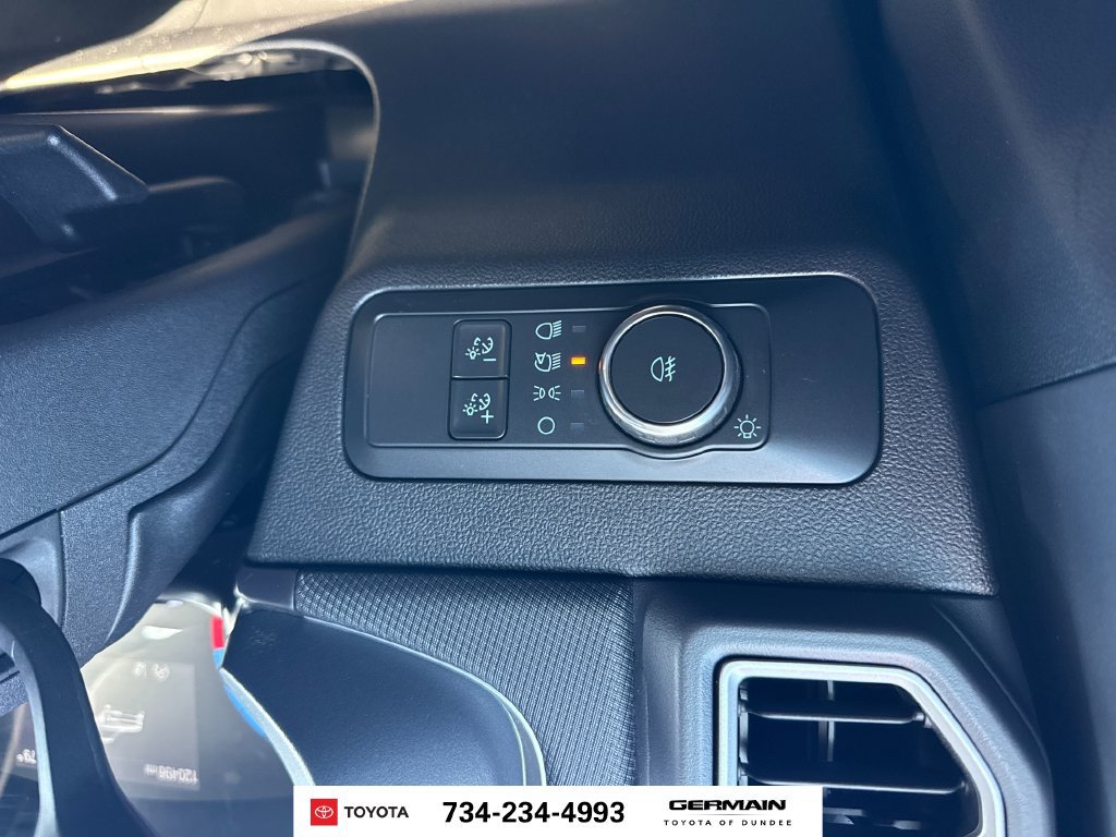 Used 2021 Nissan Sentra SV FWD image 19