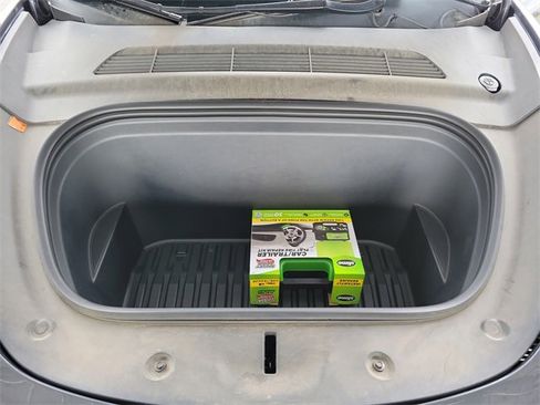 Used 2022 Tesla Model Y Performance image 27