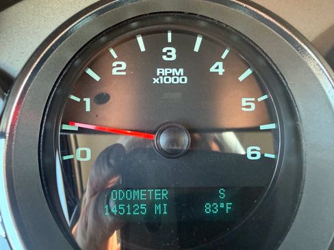 Used 2012 Chevrolet Silverado 1500 LT w/ All-Star Edition AWD/4WD image 13