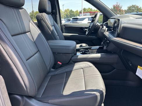 New 2026 Chevrolet Tahoe High Country w/ Sun And Tow Package RWD image 15