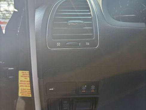 Used 2020 Nissan Armada SL w/ Premium Package image 11