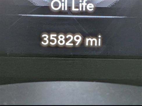 Used 2023 Jeep Wrangler Sport image 32