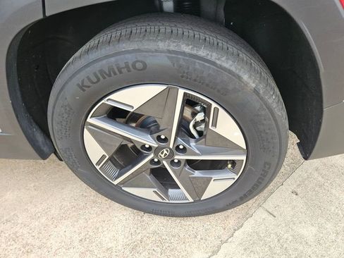 Used 2025 Hyundai Tucson SEL FWD image 25